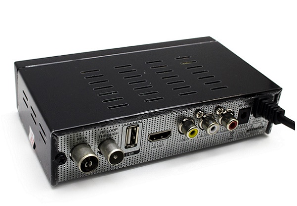 EuroSky ES-18 Цифровий ефірний T2 тюнер + INTERNET PVR FTA - ефірний Т2 приймач з фунціями медіаплеєра 2USB
